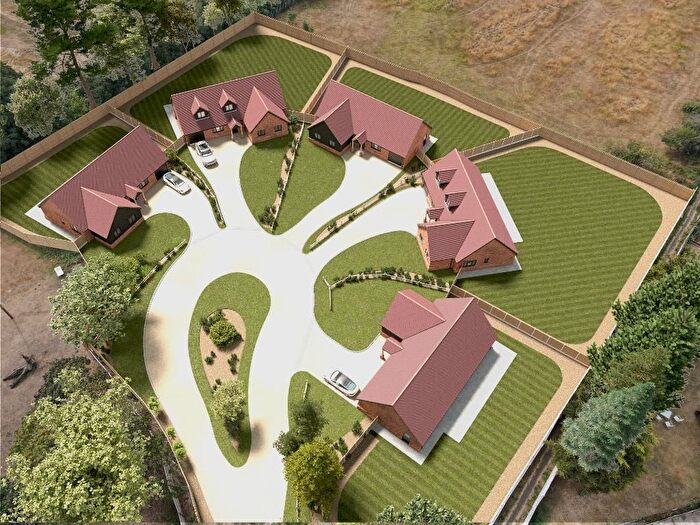 3 Bedroom Detached House For Sale In Lansdown Gardens, Church Road, Corringham, Essex, SS17