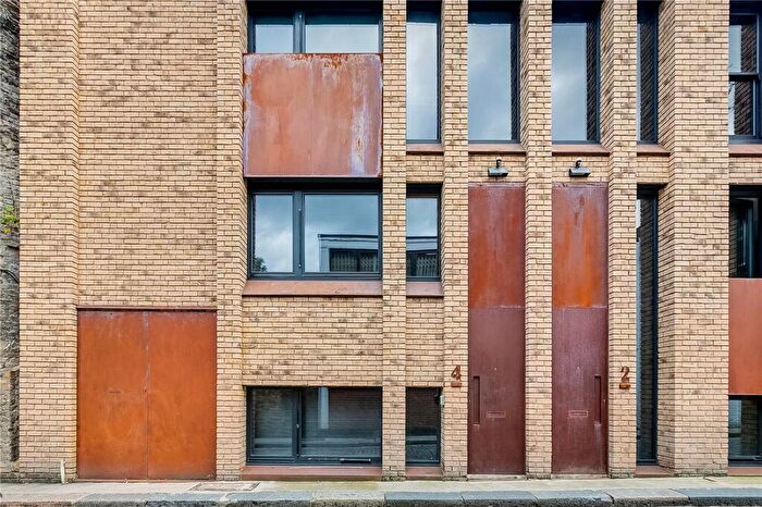 3 Bedroom Mews To Rent In Prowse Place, London, NW1