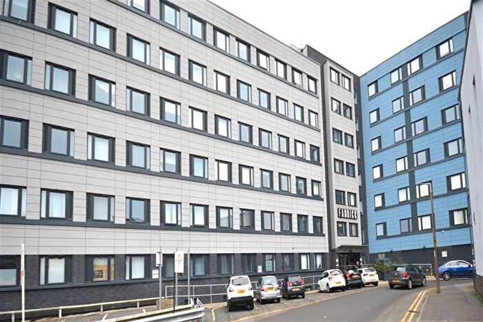 1 Bedroom Flat To Rent In Warren Road, Cheadle Hulme, Cheadle, SK8