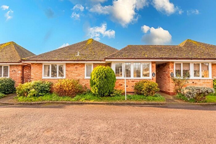 2 Bedroom Semi-Detached Bungalow For Sale In Avon Meadow Close, Stratford-Upon-Avon, CV37