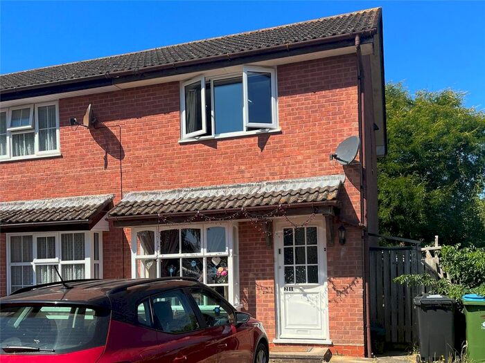 2 Bedroom End Of Terrace House To Rent In Eagles Chase, Wick, Littlehampton, West Sussex, BN17