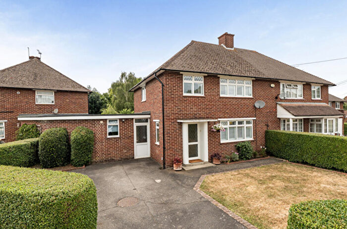 3 Bedroom Semi-Detached House For Sale In Bulkeley Avenue, Windsor, Berkshire, SL4