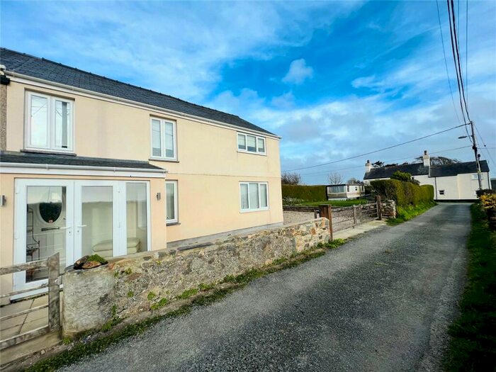 4 Bedroom Semi-Detached House For Sale In Cefn Morfa, Morfa Nefyn, Pwllheli, Cefn Morfa, LL53