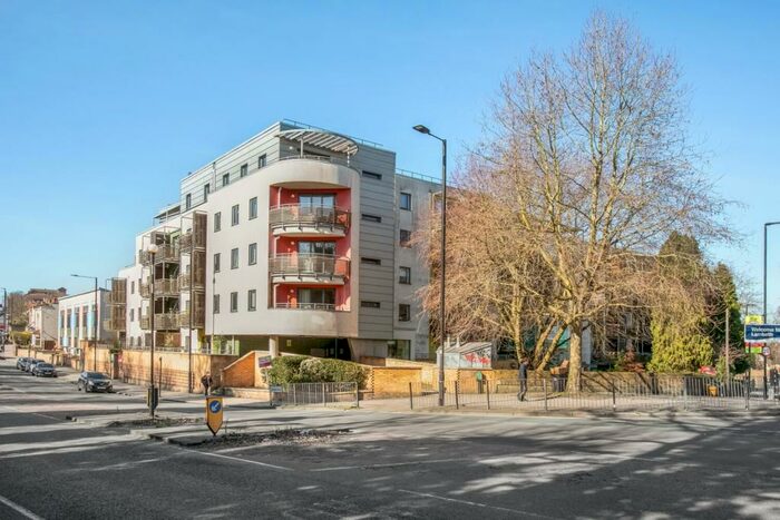 2 Bedroom Apartment To Rent In Elder Road, West Norwood, London, SE27