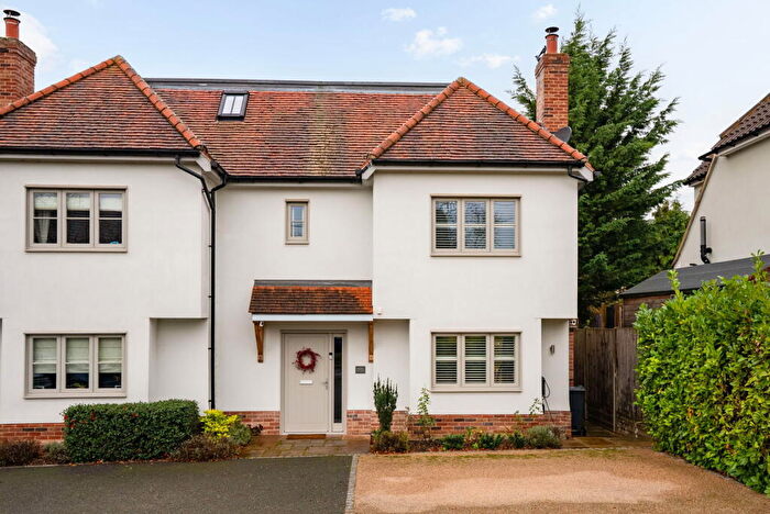 4 Bedroom Semi Detached House For Sale In Whiteditch Lane, Newport, CB11