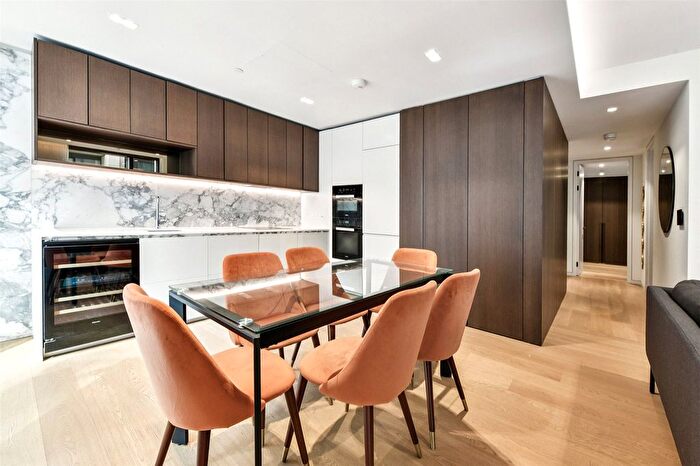 2 Bedroom Flat To Rent In Casson Square, London, SE1