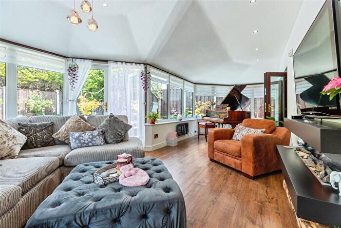 6 Bedroom House To Rent In Saltram CLose, Radcliffe, Greater Manchester, M26