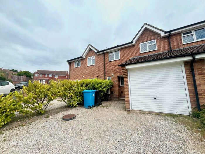3 Bedroom House To Rent In Southbrook Close, Canford Heath, BH17