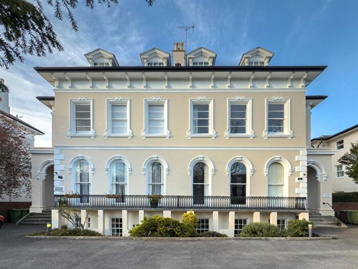 2 Bedroom Apartment To Rent In Waldon House, Cheltenham, GL51