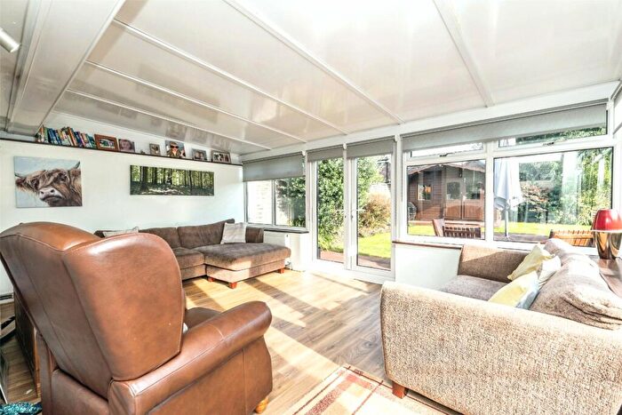 2 Bedroom Detached House For Sale In Ashdene Road, Ashurst, Southampton, Hampshire, SO40