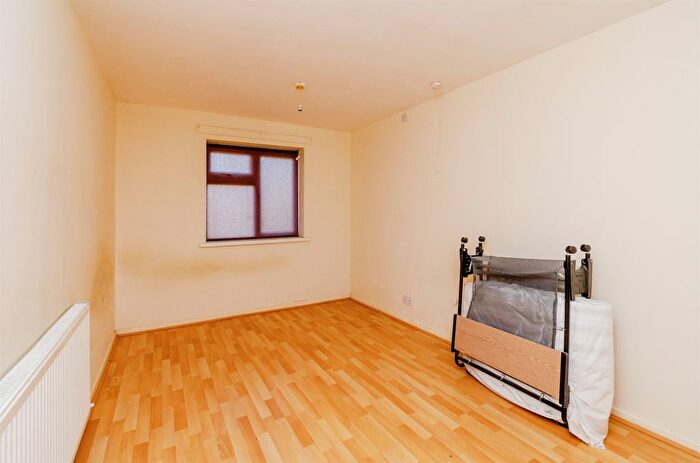 1 Bedroom Flat For Sale In North Street, Walsall, WS2
