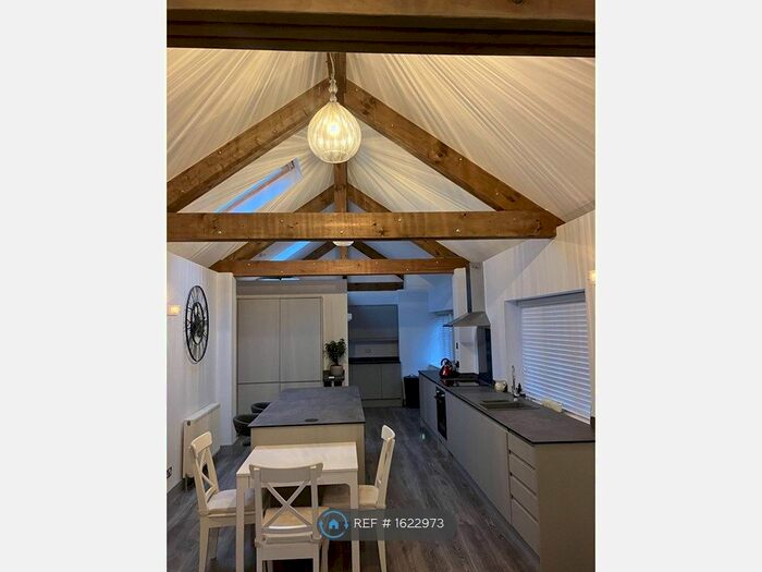 2 Bedroom Detached House To Rent In Stanley Hill Pirbright Woking, Woking, GU24