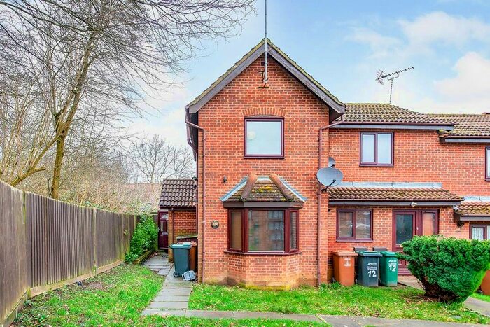 2 Bedroom Detached House To Rent In Hamilton Road, Watford, WD19