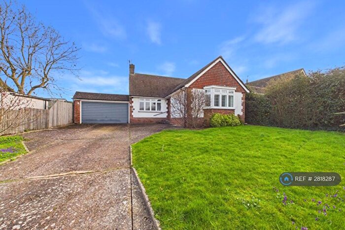 4 Bedroom Bungalow To Rent In Friston Avenue, Eastbourne, BN22