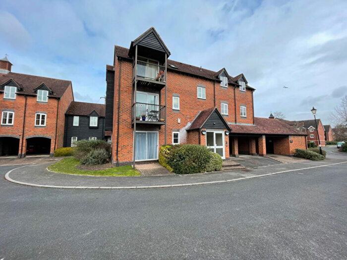 1 Bedroom Flat To Rent In Mill Lane, Newbury, RG14