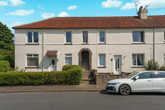 2 Bedroom Flat For Sale In / Saughton Grove, Edinburgh, EH12