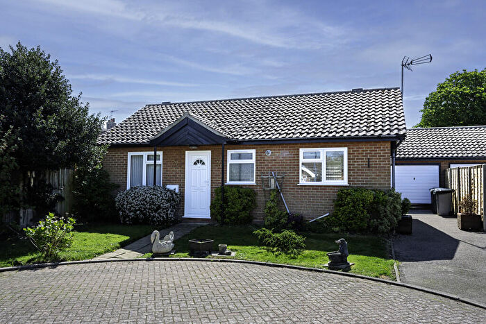 2 Bedroom Detached Bungalow For Sale In White Horse Close, Felixstowe, IP11