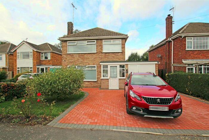 3 Bedroom Detached House For Sale In Abbots Drive, Crowland, Peterborough, PE6