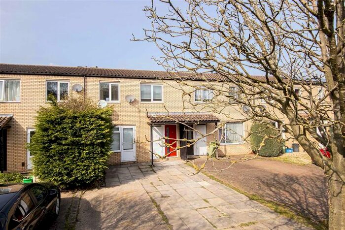 3 Bedroom Terraced House To Rent In Mullen Avenue, Downs Barn, Milton Keynes, MK14