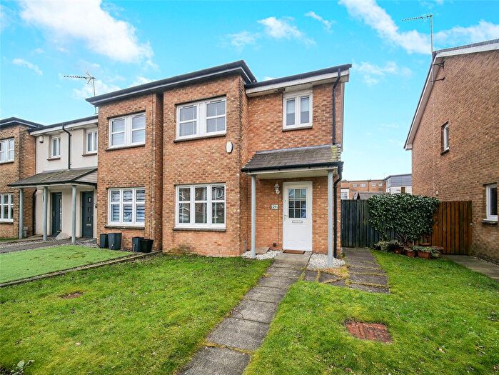 3 Bedroom End Terrace House For Sale In Ellerslie Road, Yoker, Glasgow, G14