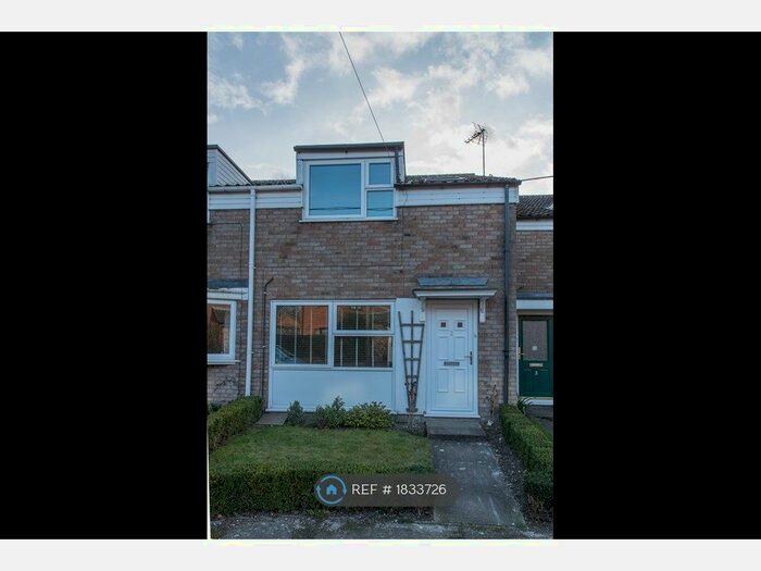 3 Bedroom Terraced House To Rent In Ivy Dene, Bury St. Edmunds, IP31