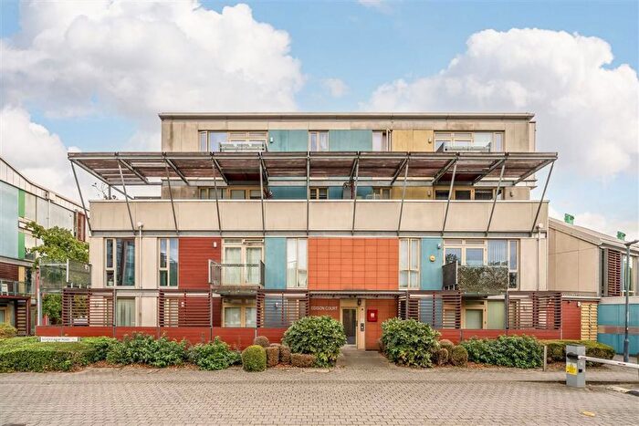 2 Bedroom Flat For Sale In Schoolbank Road, Greenwich, SE10