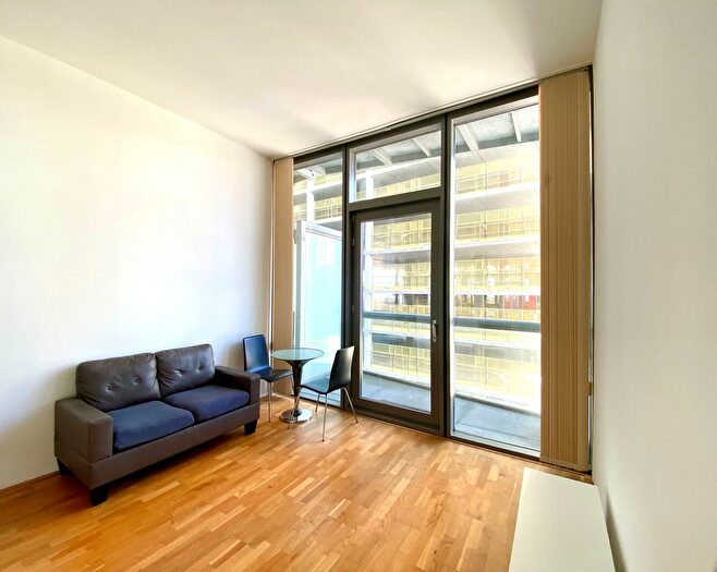 1 Bedroom Studio To Rent In Abito, Salford, M3