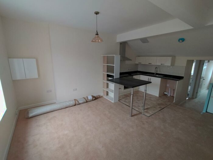 2 Bedroom House To Rent In High Street, New Whittington, Chesterfield, S43