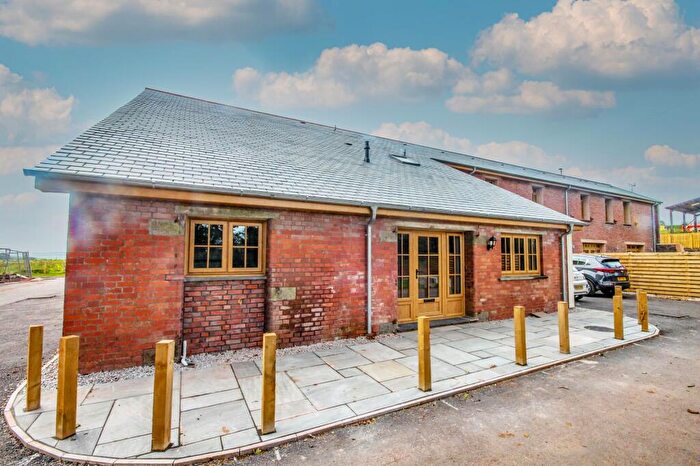 2 Bedroom Barn Conversion To Rent In Barton Court, Copplestone, EX17