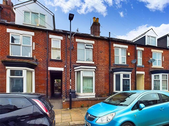 3 Bedroom Terraced House For Sale In Harefield Road, Sharrow Vale, Sheffield, S11