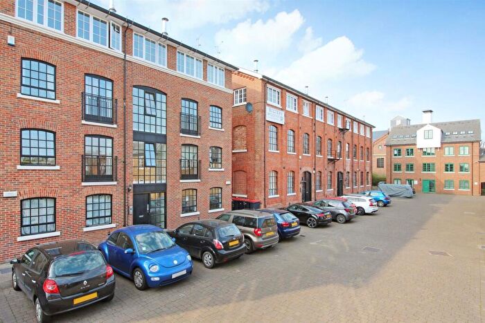 2 Bedroom Flat To Rent In Holters Mill, Canterbury, Kent, CT2