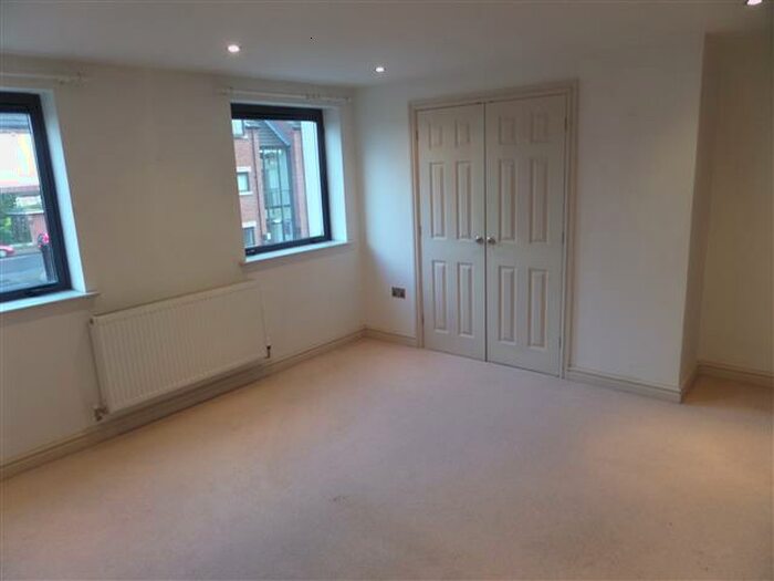2 Bedroom Flat To Rent In Lincoln Road, North Hykeham, LN6