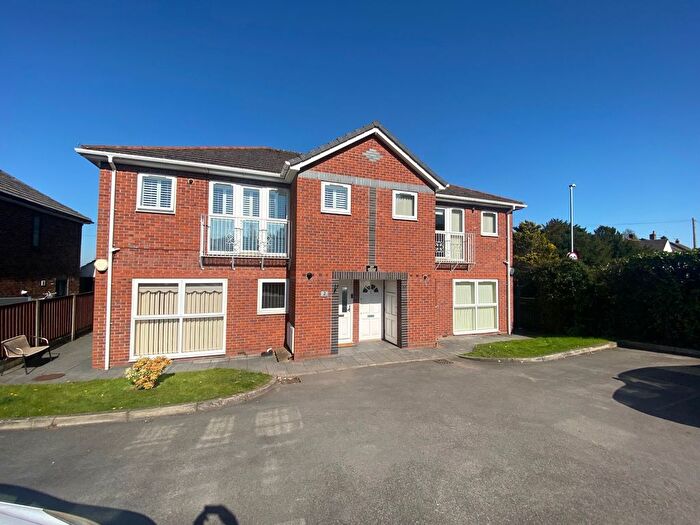 2 Bedroom Property To Rent In Storeton Road, Prenton, CH42