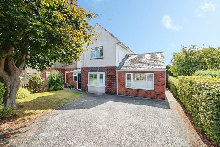 3 Bedroom Semi-Detached House For Sale In Shawcroft Avenue, Riddings, Alfreton, DE55