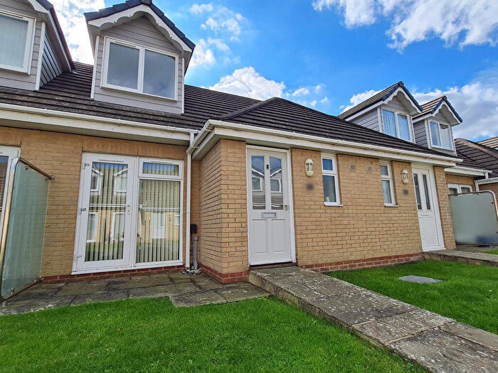 2 Bedroom House To Rent In Bridge Mead Mews, Sandown, PO36