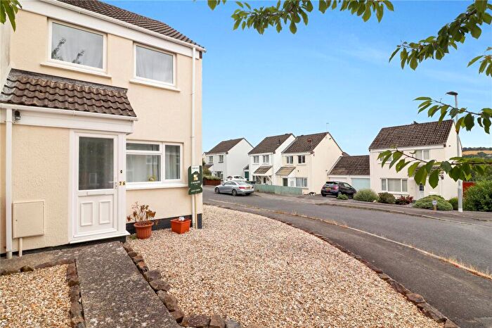 2 Bedroom End Of Terrace House For Sale In Woolbarn Lawn, Barnstaple, Devon, EX32