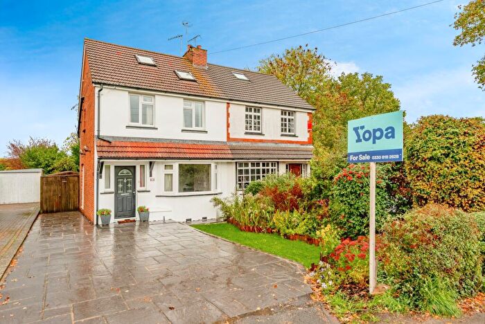 4 Bedroom Semi-Detached House For Sale In Honeycrock Lane, Redhill, RH1