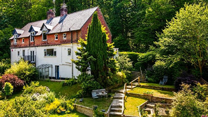 3 Bedroom Semi-Detached House For Sale In Grayshott, Hindhead, Hampshire, GU26