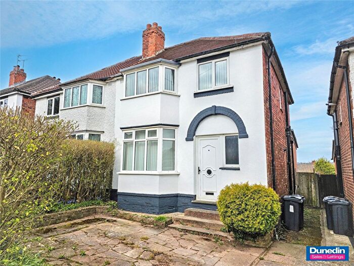 3 Bedroom Semi Detached House For Sale In Cliff Rock Road, Rubery, B45