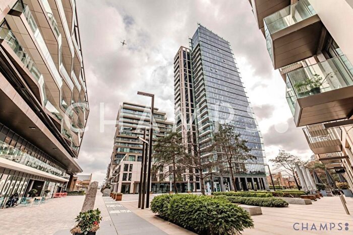 3 Bedroom Flat To Rent In Merino Gardens, London, E1W