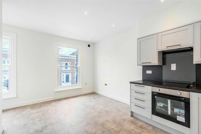 1 Bedroom Flat To Rent In New Kings Road, London, SW6