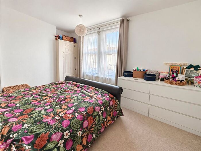2 Bedroom Terraced House To Rent In Godinton Road, Ashford, TN23