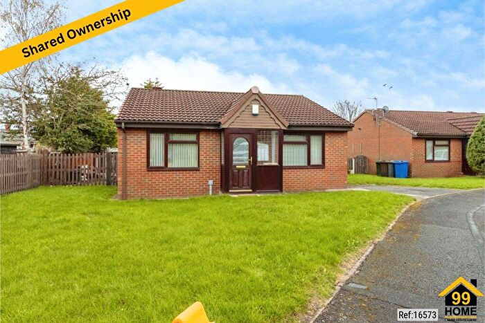 2 Bedroom Bungalow For Sale In Rockingham Close, Barnsley, S70