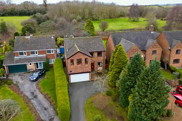 4 Bedroom Detached House For Sale In Guilsborough Road, Ravensthorpe, Northamptonshire, NN6