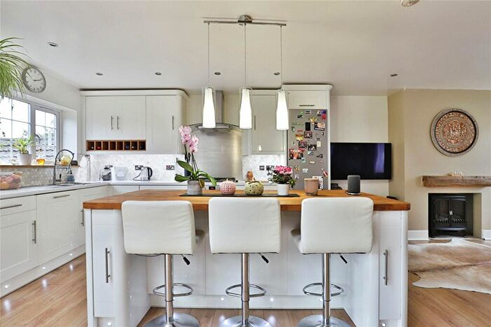 4 Bedroom Detached House For Sale In Glencoe Road, Poole, BH12