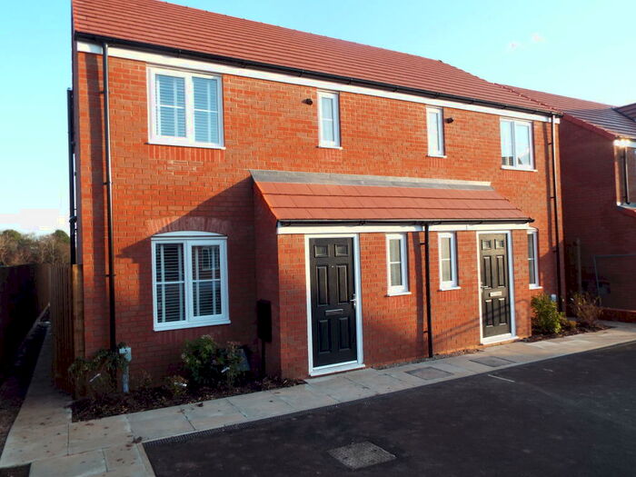 3 Bedroom Semi-Detached House To Rent In Beamhill Heights, Anslow, Burton On Trent., DE13