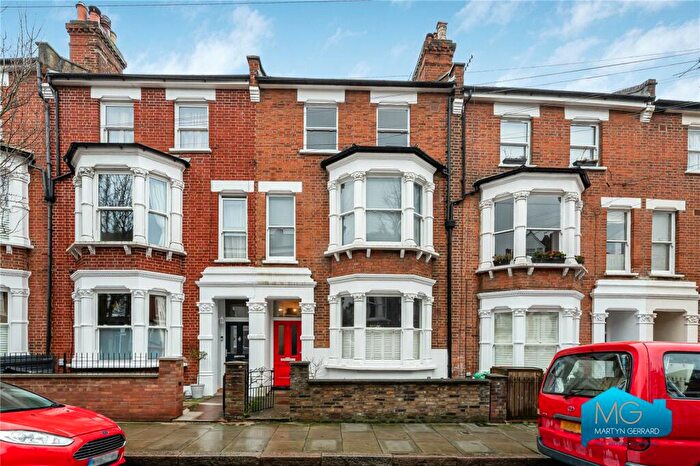 1 Bedroom Apartment To Rent In Witherington Road, London, N5