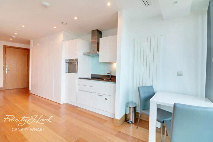1 Bedroom Apartment To Rent In Crossharbour Plaza, London, E14