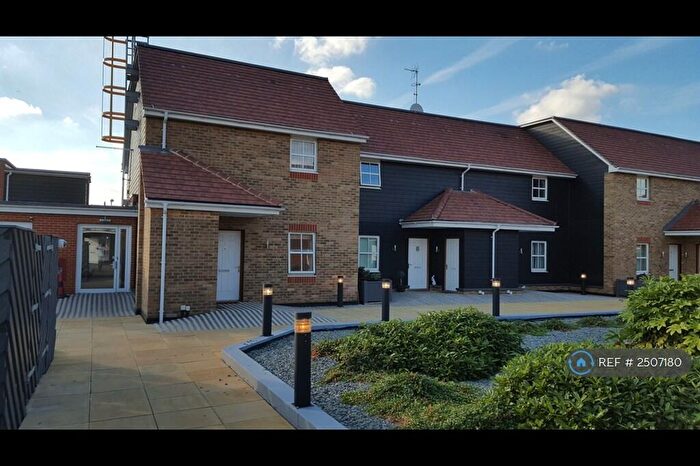 2 Bedroom Flat To Rent In Nayland Court, Romford, RM1