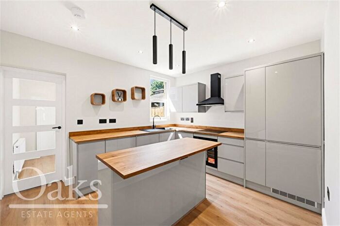 2 Bedroom Terraced House To Rent In Elmers Road, South Norwood, SE25